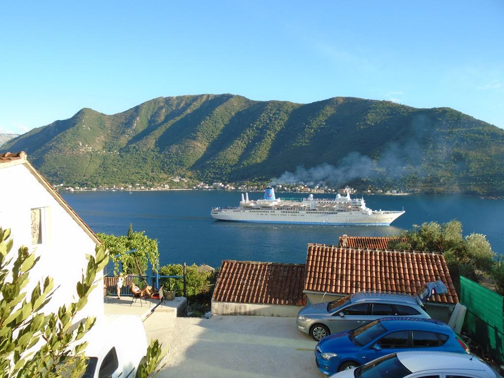 Apartments Jovanovic Perast Exterior foto