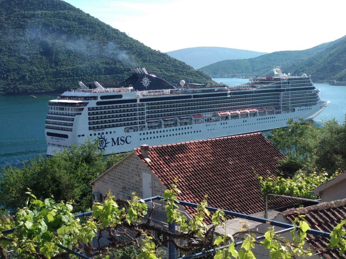 Apartments Jovanovic Perast Exterior foto